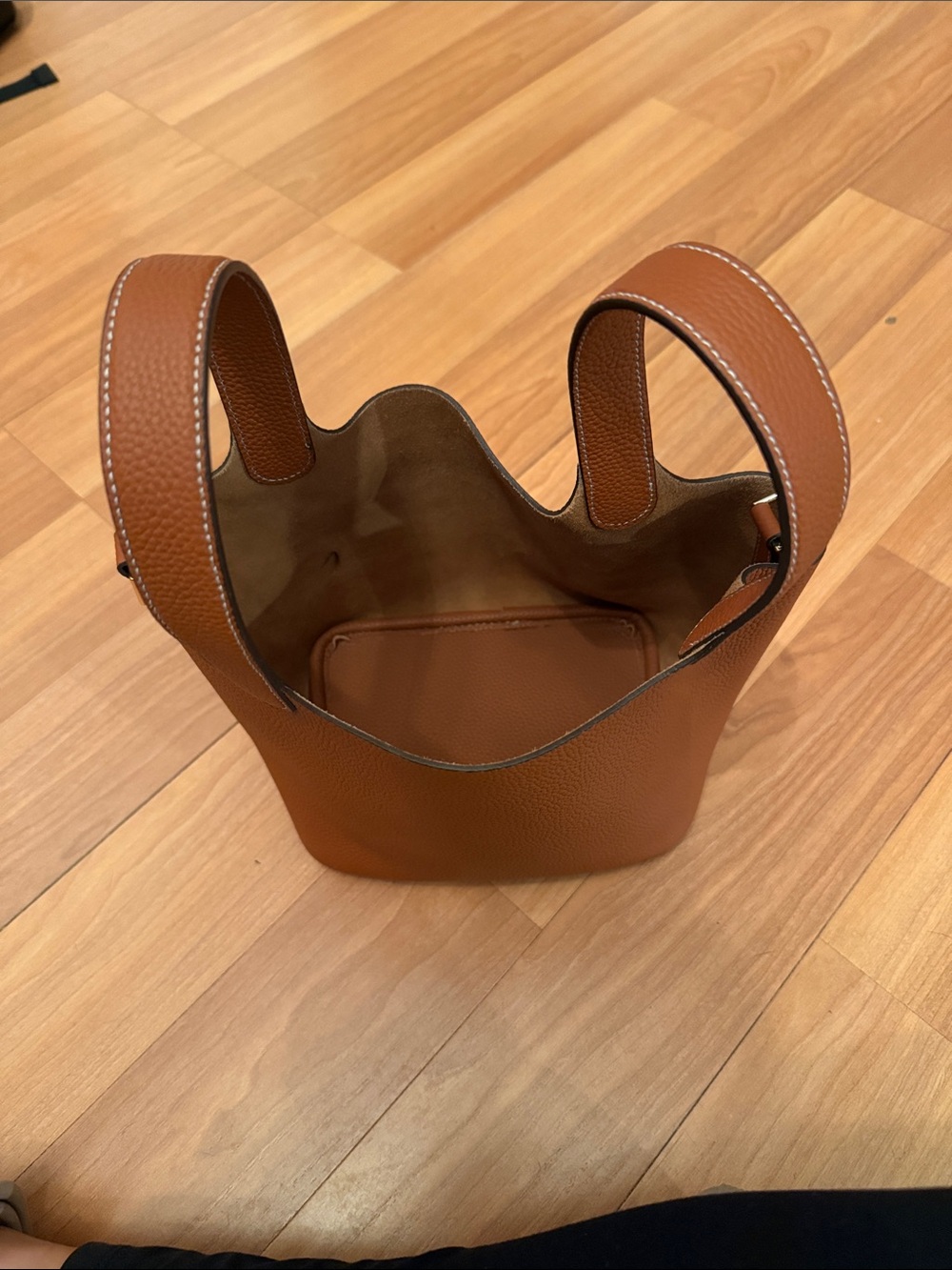 Source Unknown Pebbled Leather Shoulder Bag in Cognac